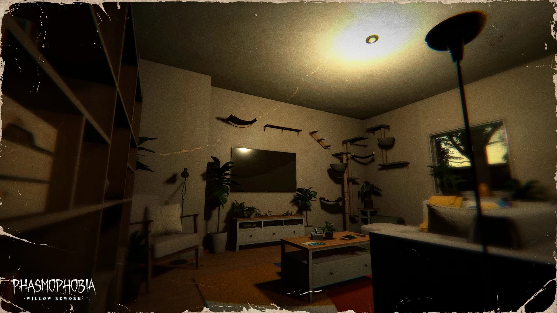 Capture officielle du salon remanié de 13 Willow Street dans Phasmophobia 0.18.