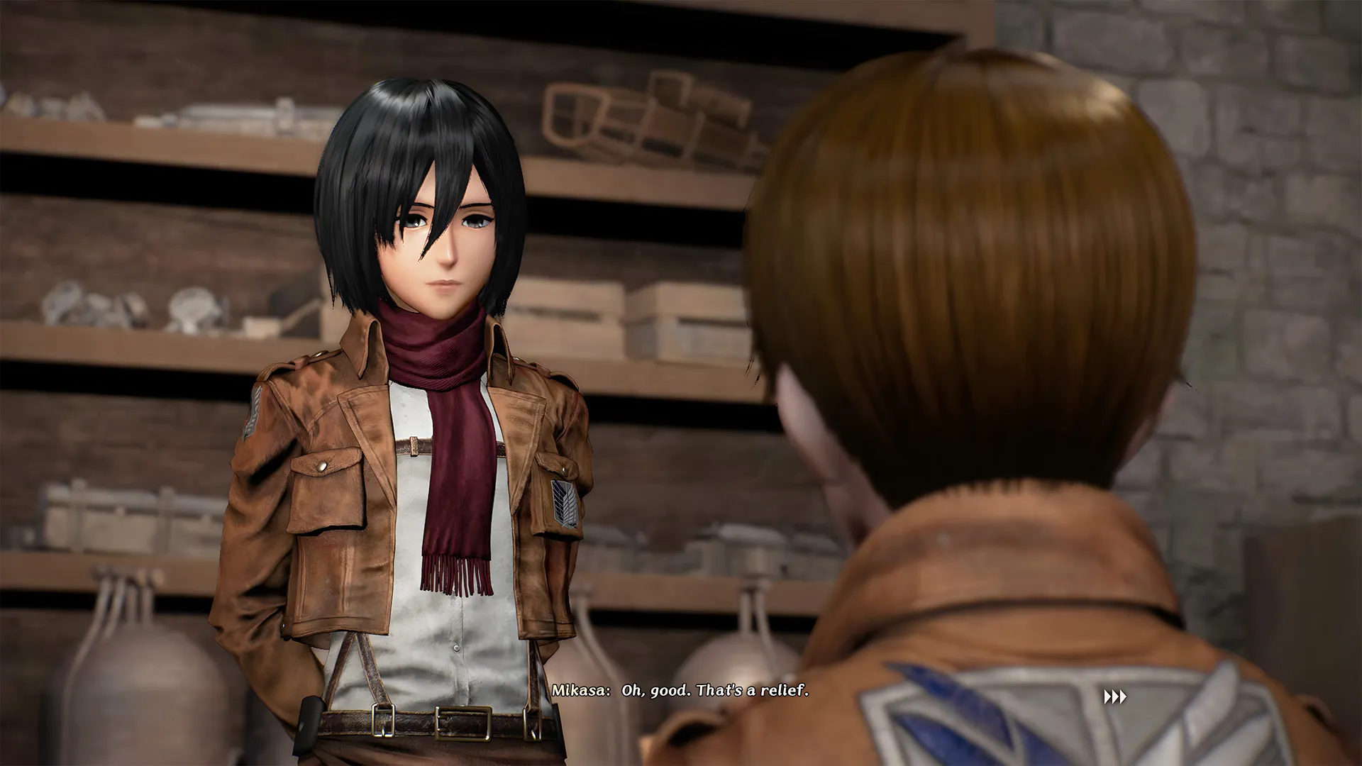 Capture officielle d’Attack on Titan 3 montrant Mikasa et un soldat personnalisé au quartier général du régiment.