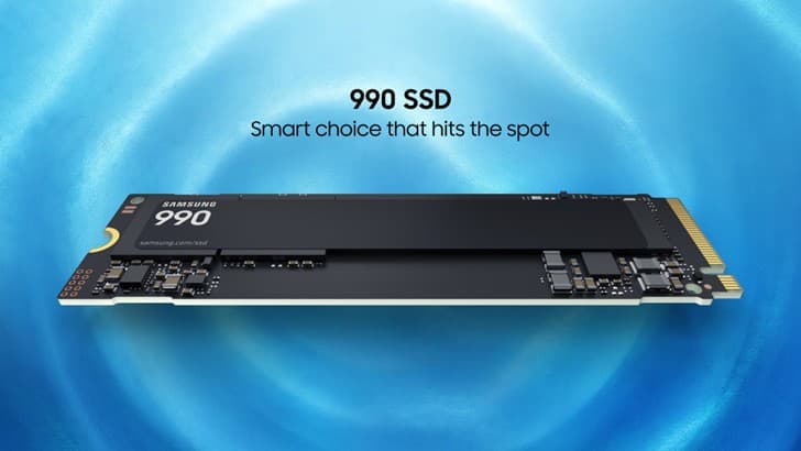 Visuel officiel du SSD Samsung 990 sur un fond bleu avec la mention Smart choice that hits the spot.