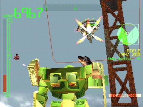 Un Armored Core tire sur une cible aérienne près d’une structure métallique · version PlayStation d’origine.