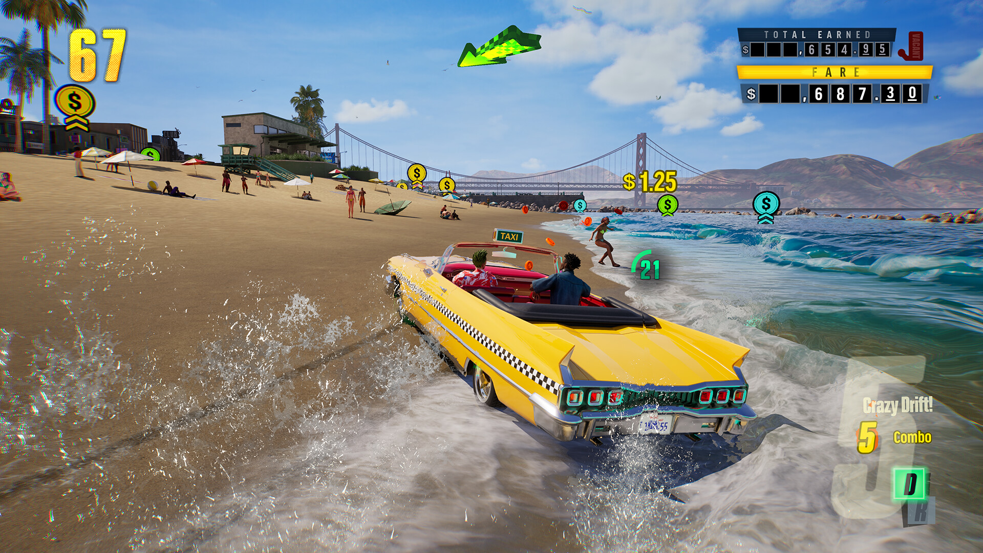 Un taxi jaune roule au bord de la mer.