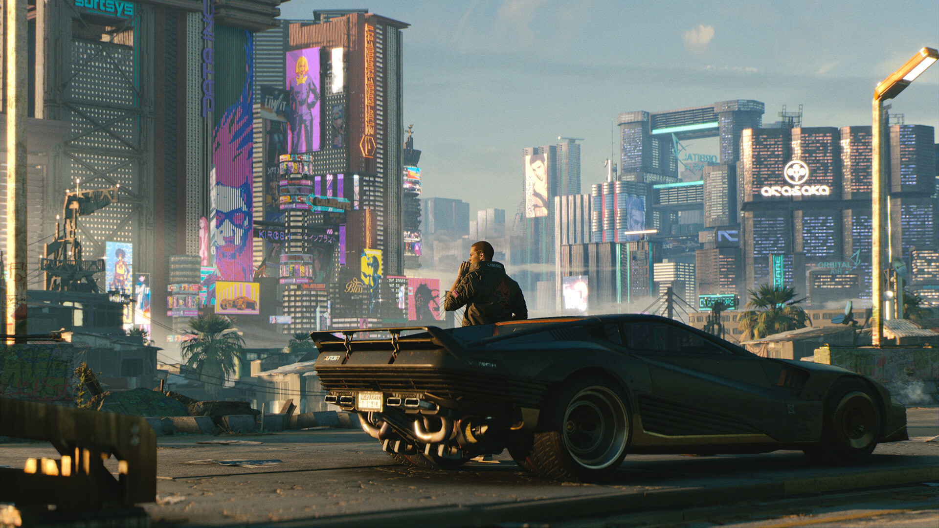 Une voiture est stationnée devant les immeubles de Night City.