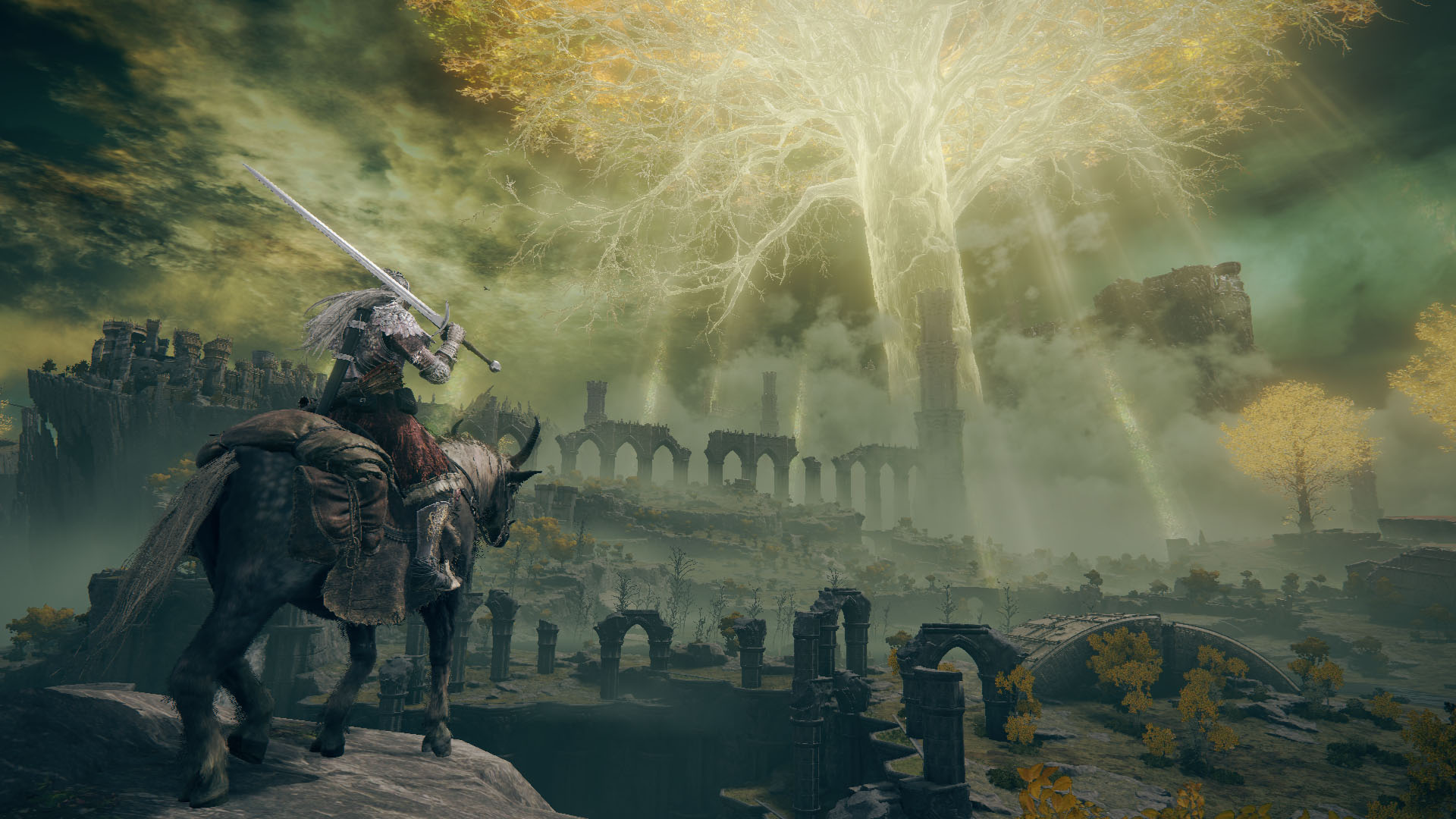Un cavalier observe l’Arbre-Monde au-dessus d’un paysage de ruines.