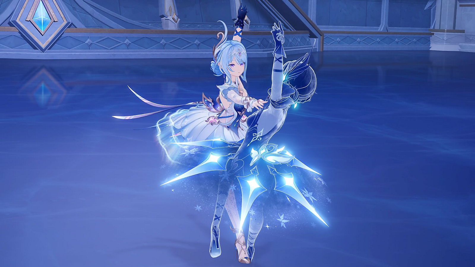 Une combattante déclenche des effets lumineux bleus.