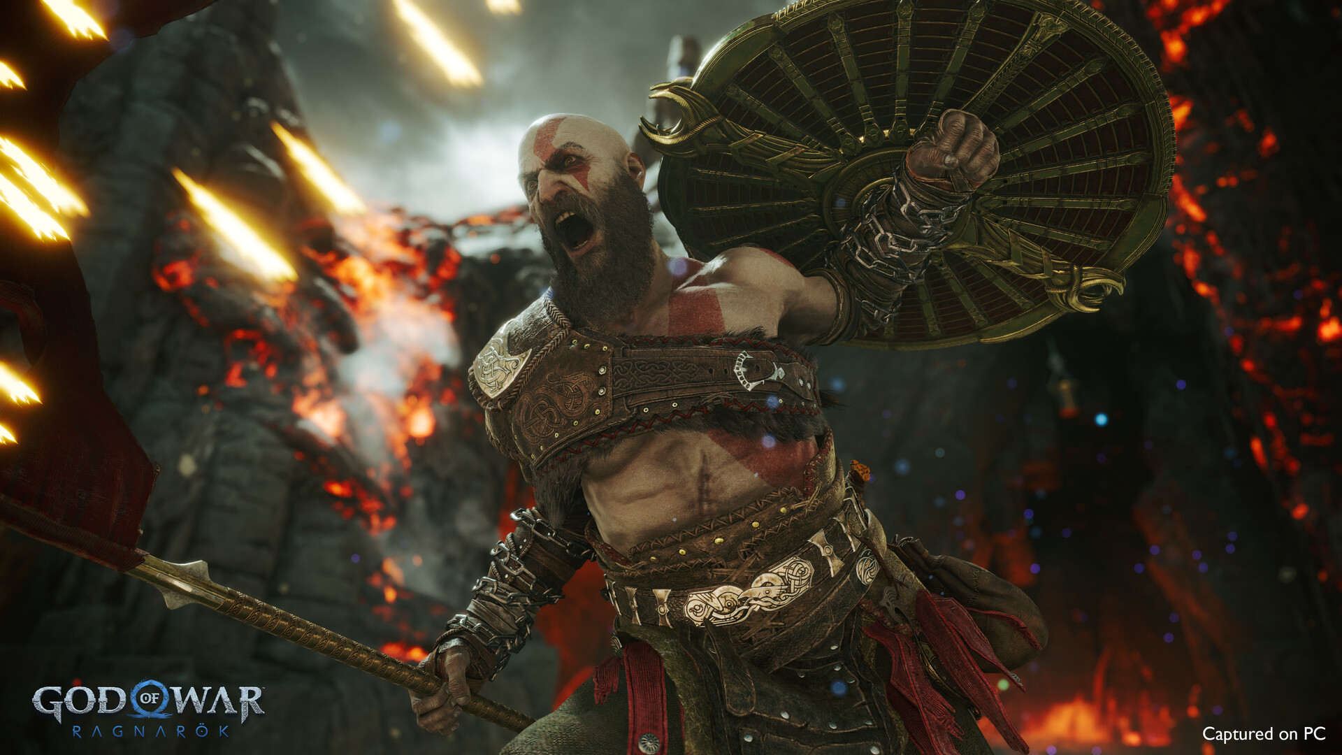 Kratos lève son bouclier pendant un affrontement.
