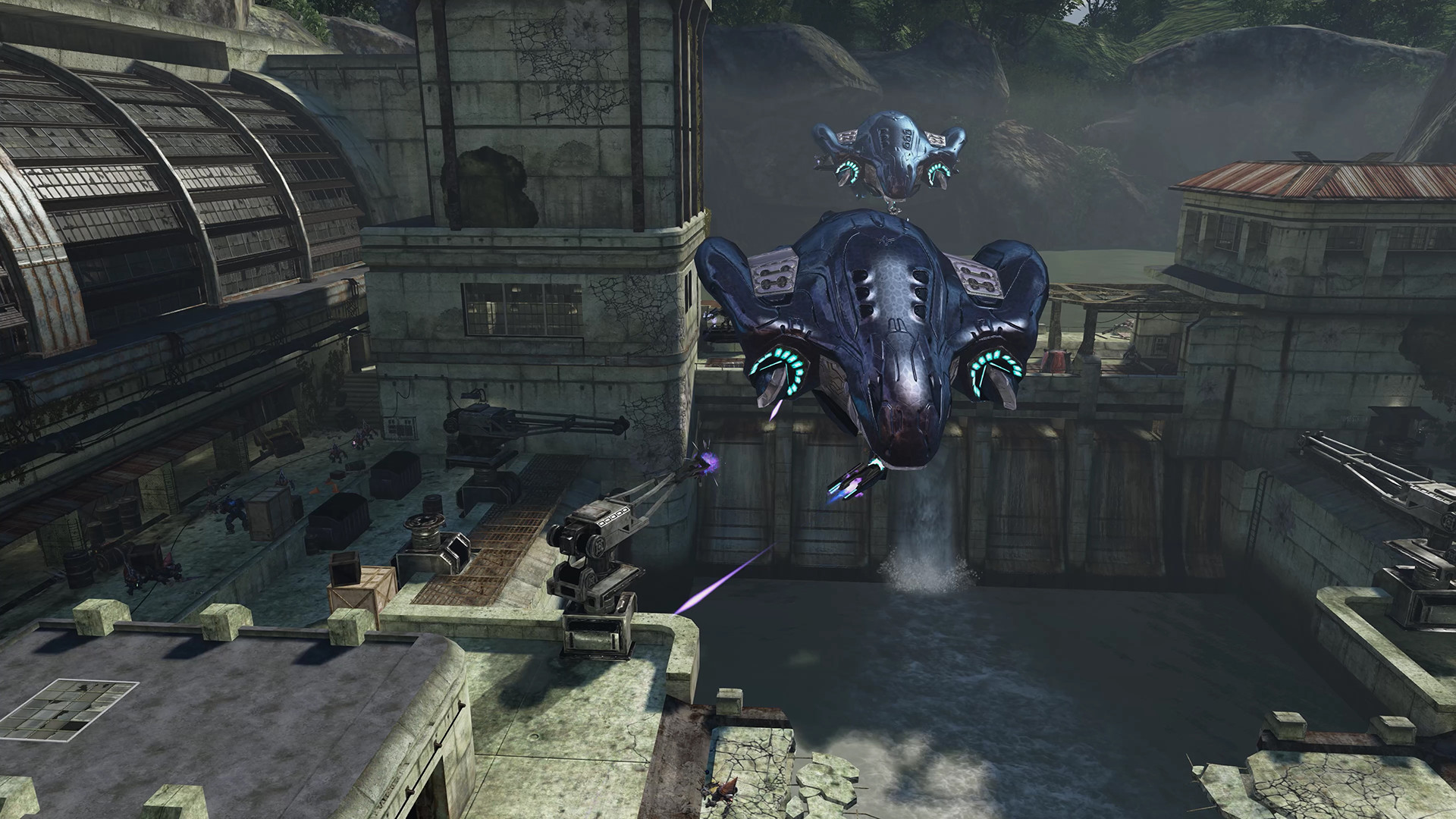 Halo 3 dans MCC : un aéronef covenant violet survole une installation industrielle.