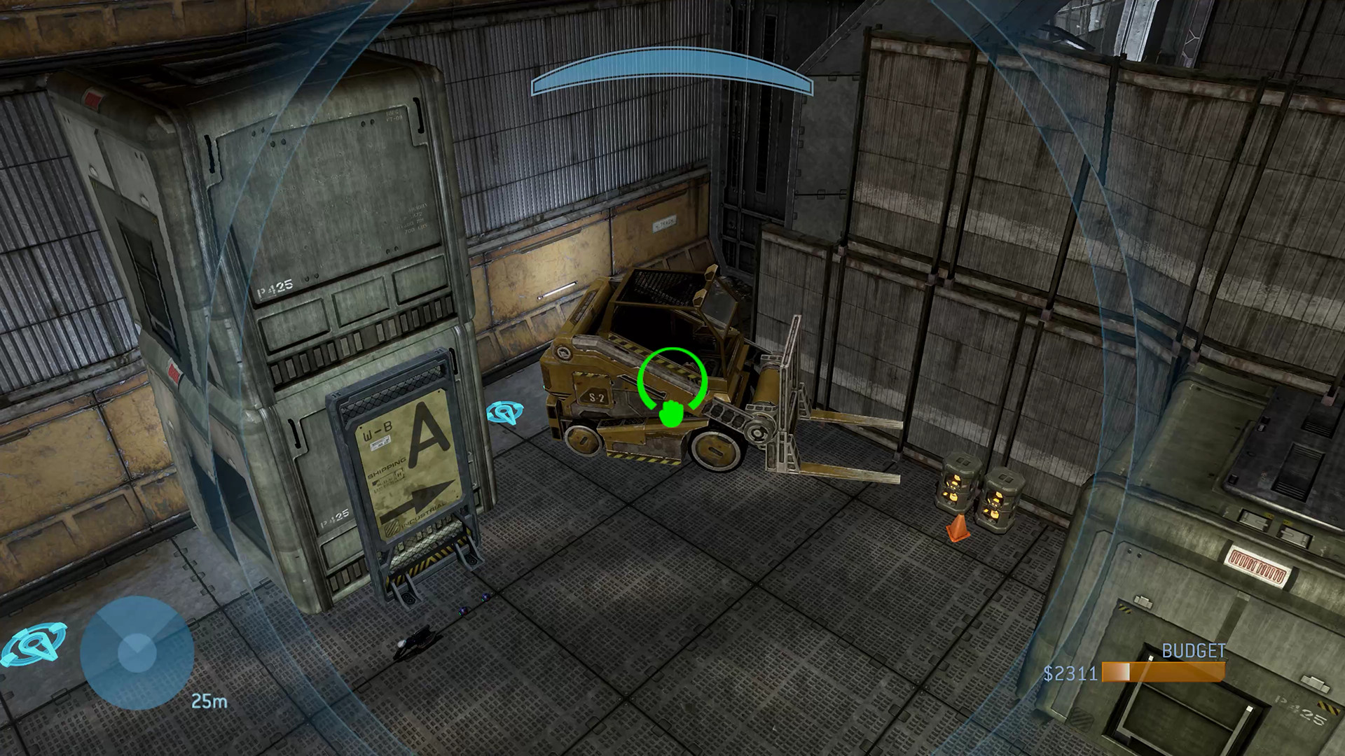 Halo 3 dans MCC : vue en surplomb d’une arène et de son équipement, avec le viseur de l’éditeur Forge.