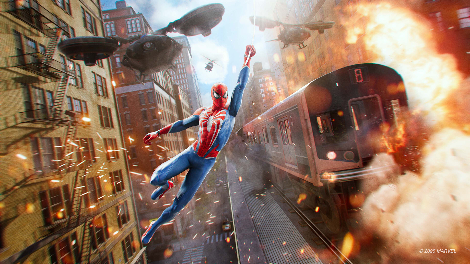 Spider-Man se balance près d’un train au milieu d’une explosion.