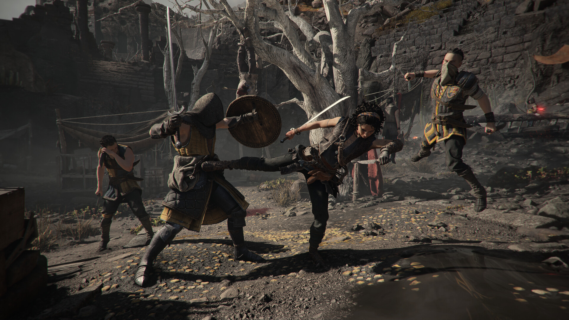 Des combattants s’affrontent devant des ruines.