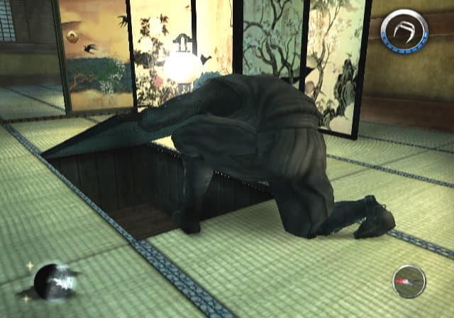 Tenchu: Shadow Assassins / Tenchu 4 : approche d’un garde à genoux.