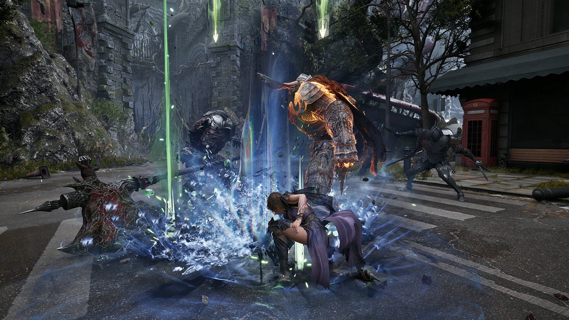 Un groupe combat au pied d’une cascade.